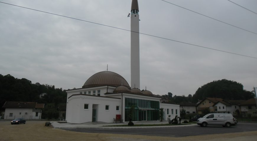Džamija u Matuzićima u općini Doboj Jug